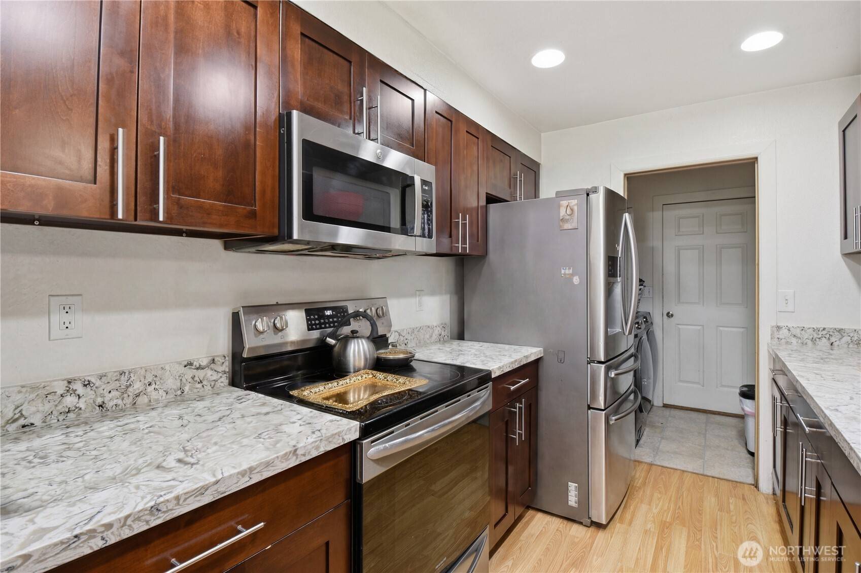 17511 52nd AVE W, Lynnwood, WA 98037