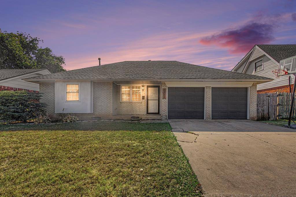 1317 Lawton AVE, Moore, OK 73160