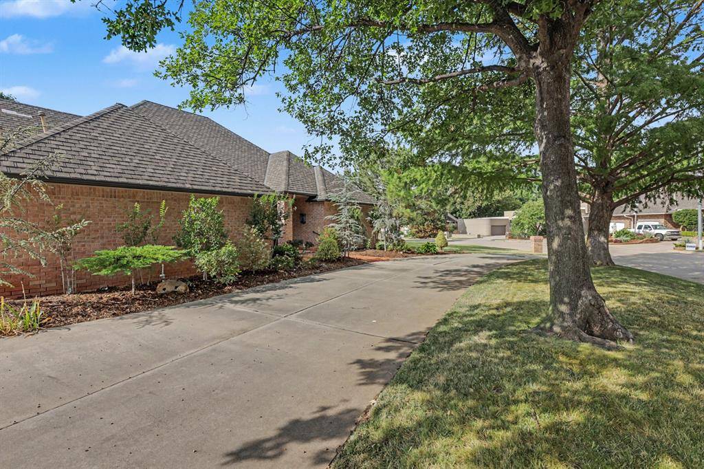 12617 Val Verde DR, Oklahoma City, OK 73142