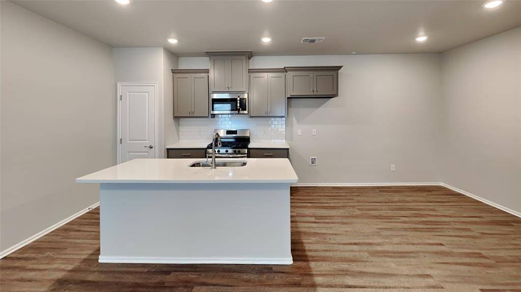 9336 NW 125th ST, Yukon, OK 73099