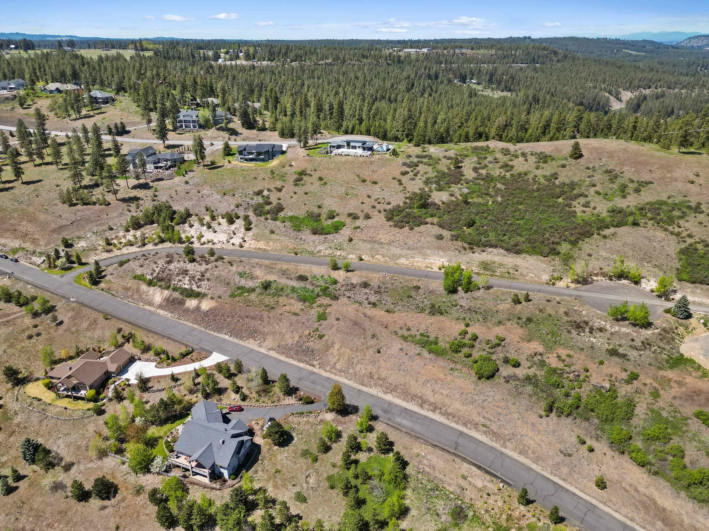 1824 E Tomahawk Ln, Spokane, WA 99224
