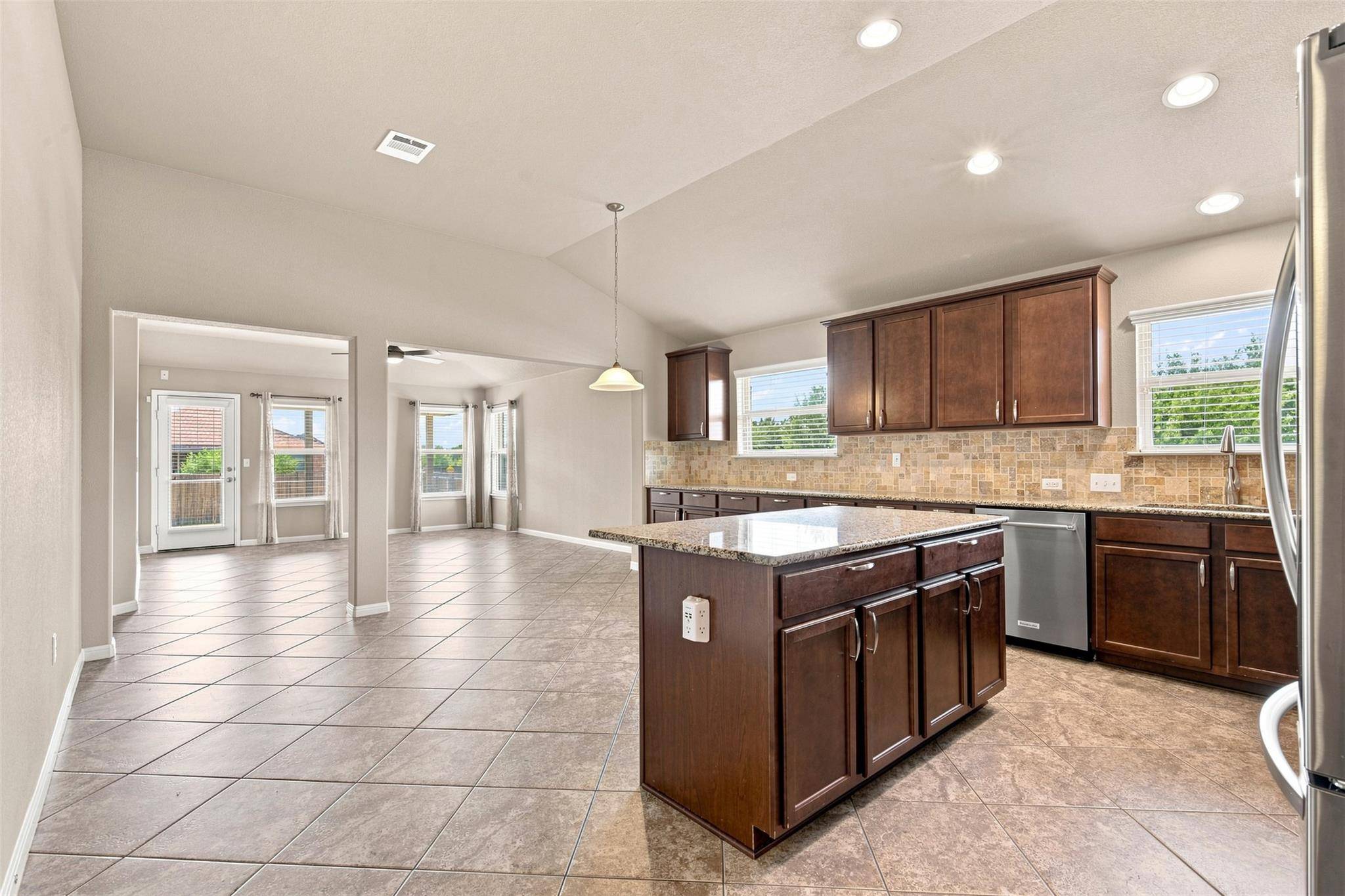 528 Tula TRL, Leander, TX 78641