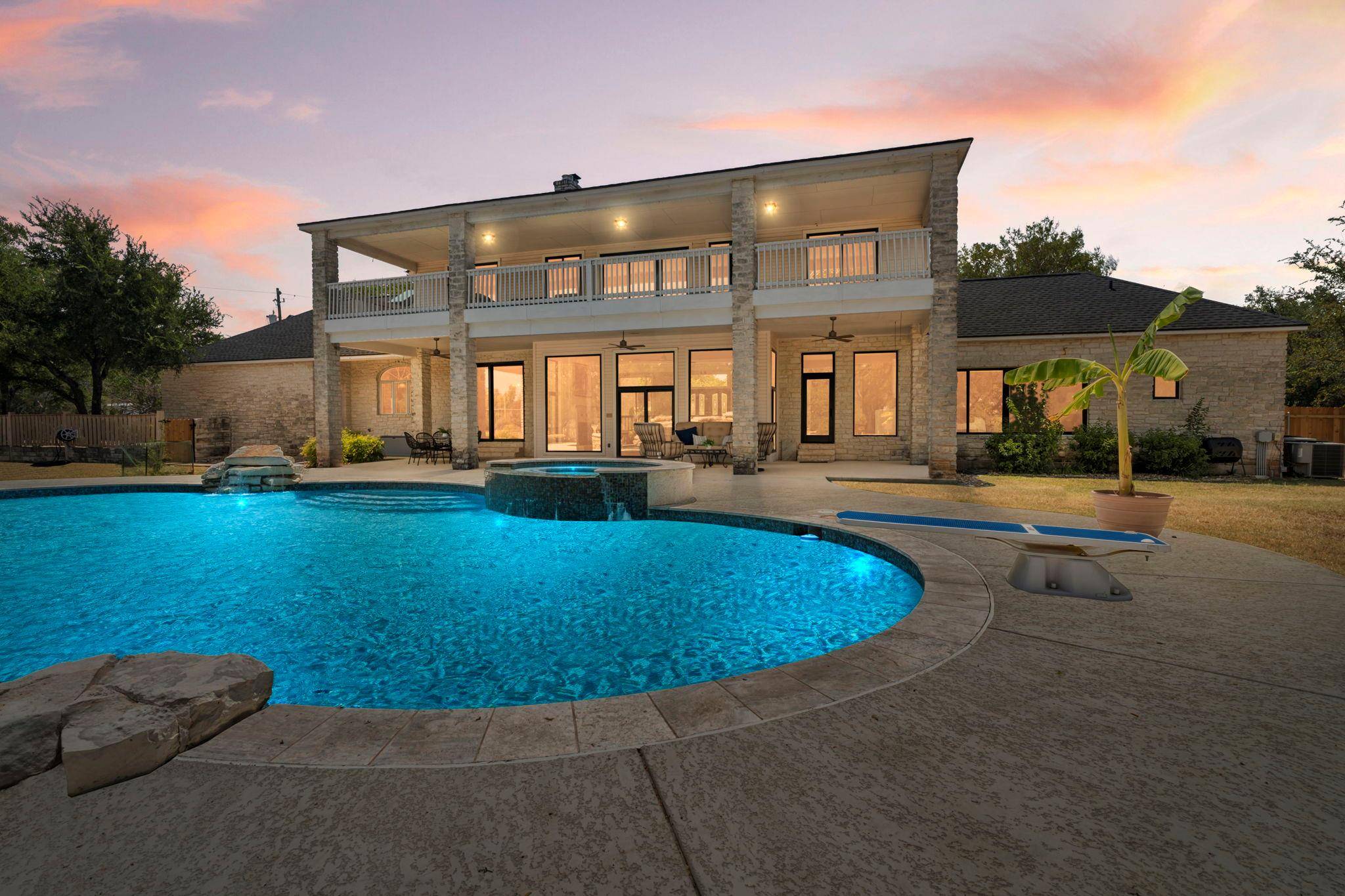 304 Harmony LN, Georgetown, TX 78628