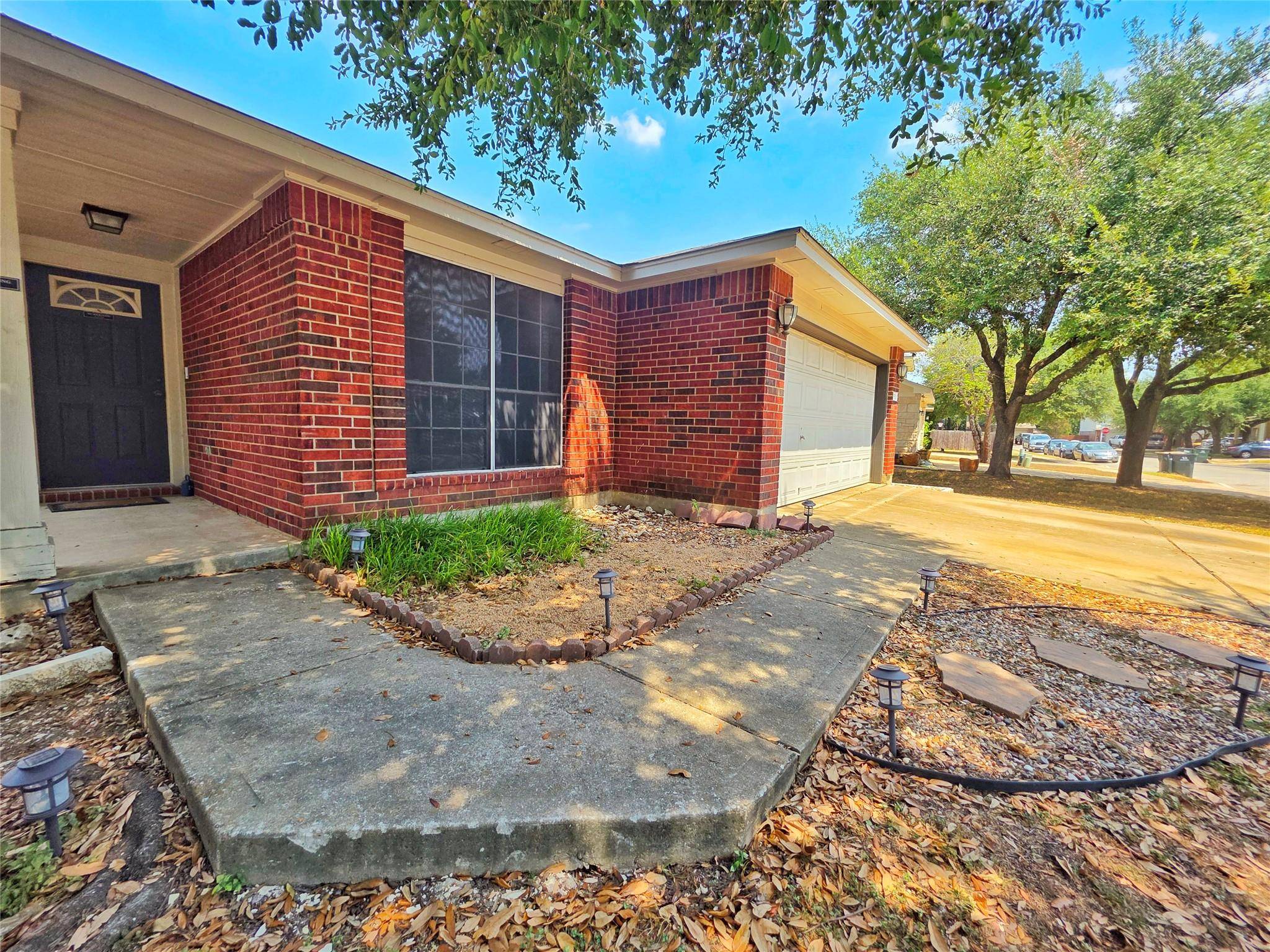 15528 Miss Adriennes PATH, Pflugerville, TX 78660