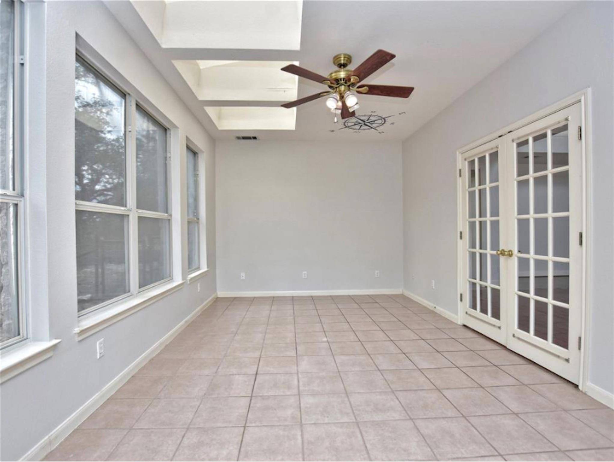 160 Sundance TRL, Liberty Hill, TX 78642