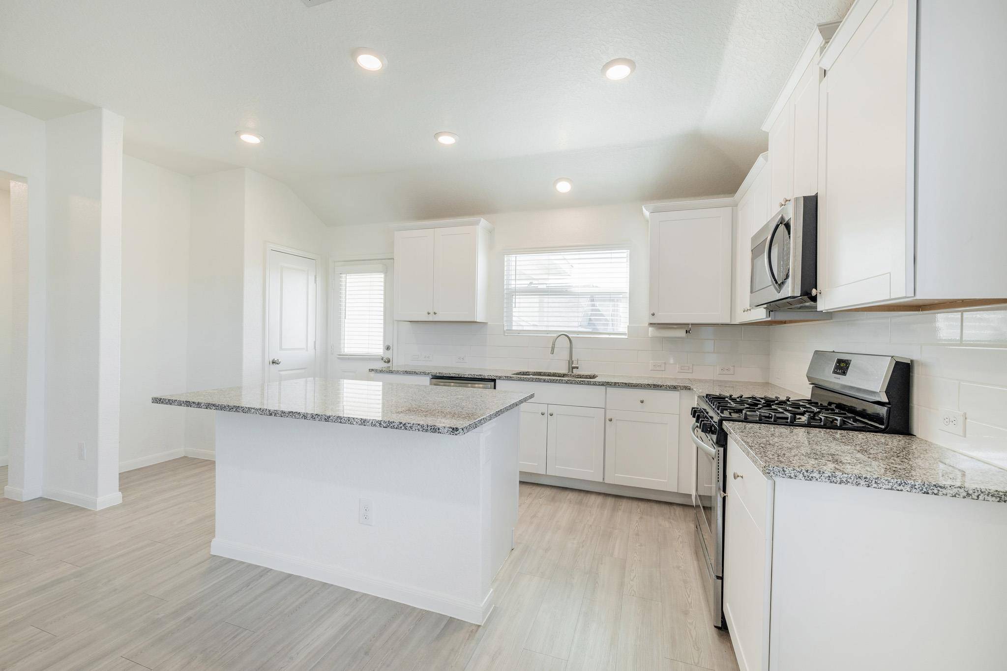 1949 Redstart, New Braunfels, TX 78130