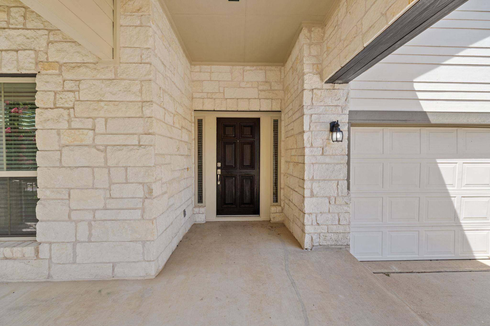 212 La Grotta LN, Georgetown, TX 78628