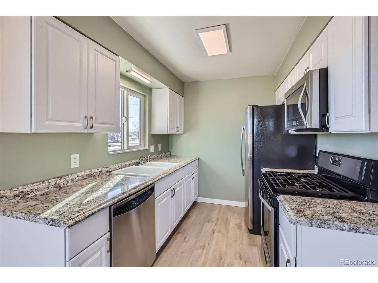490 Washington #A & B, Bennett, CO 80102