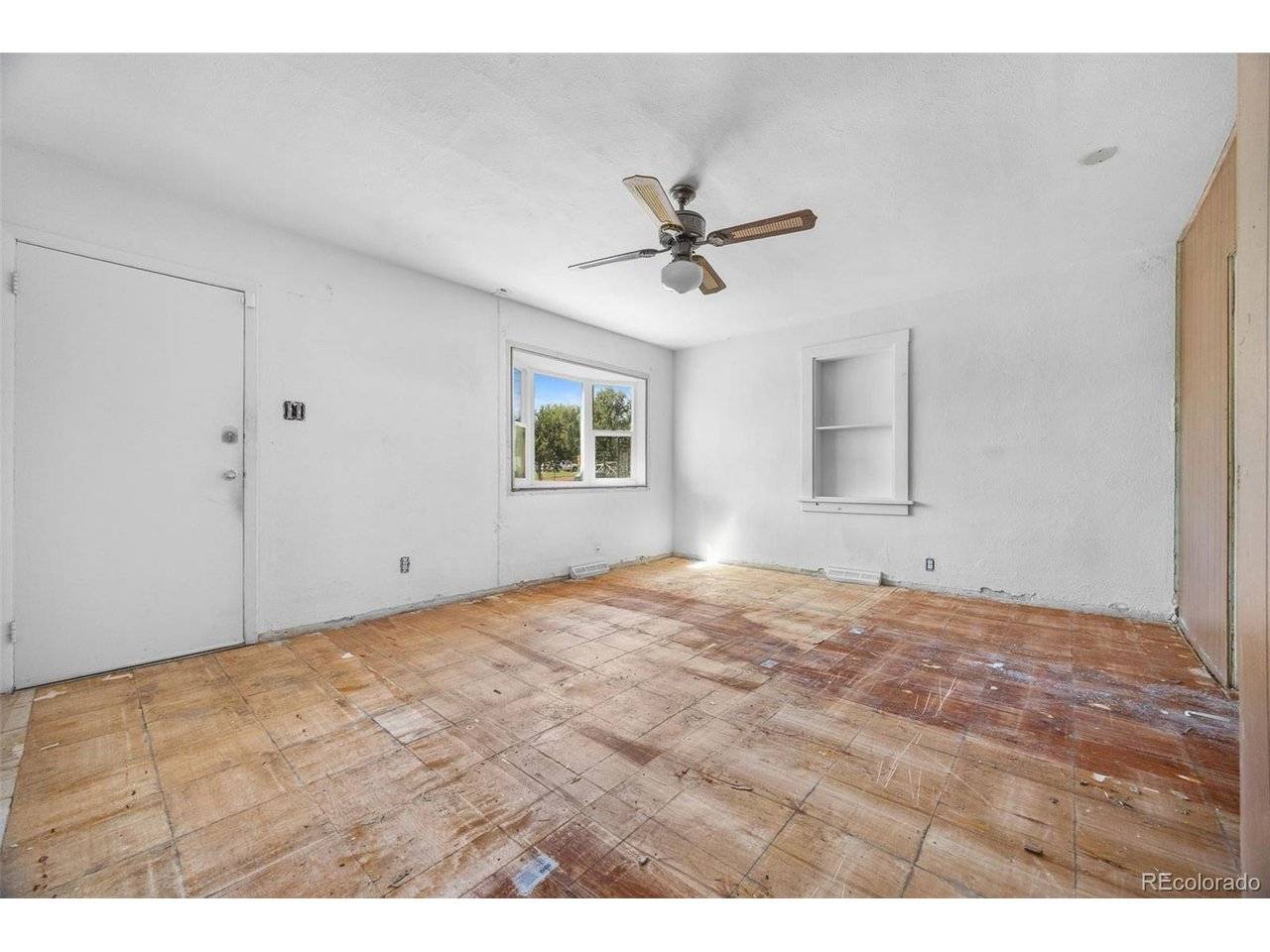 2425 W College, Denver, CO 80219