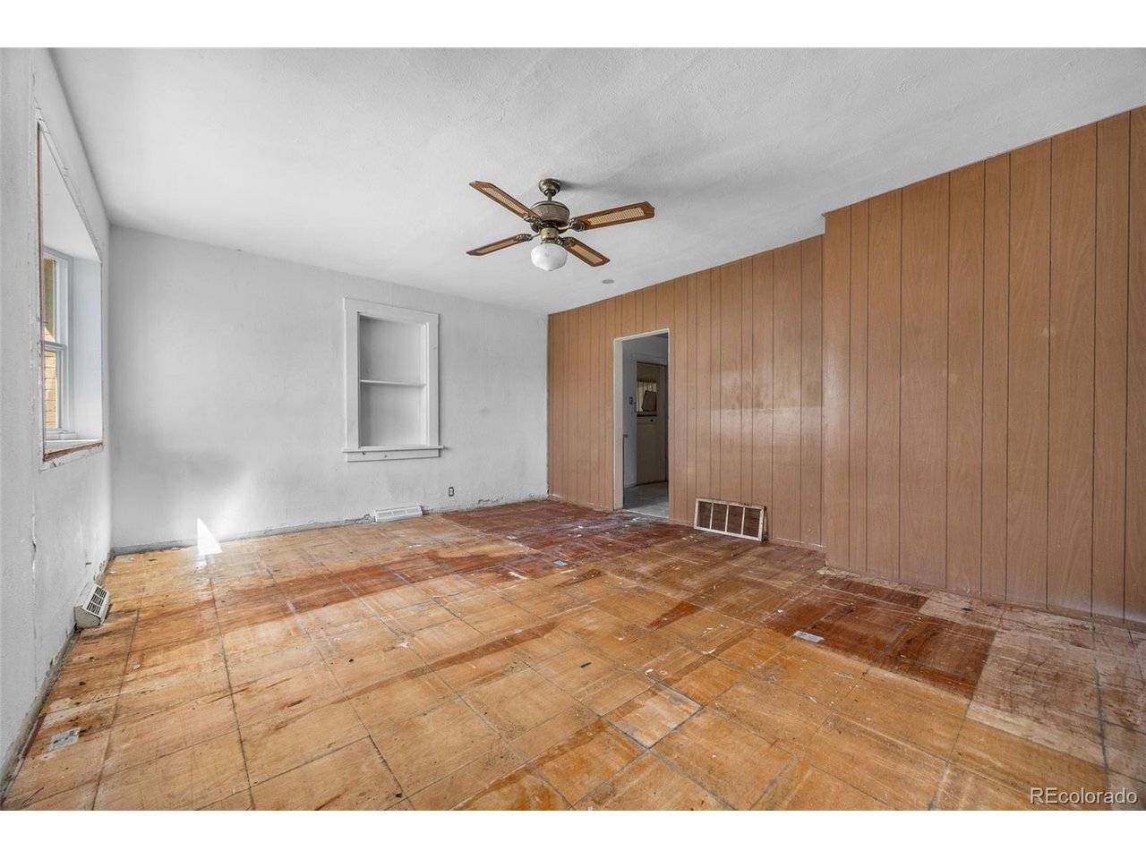 2425 W College, Denver, CO 80219