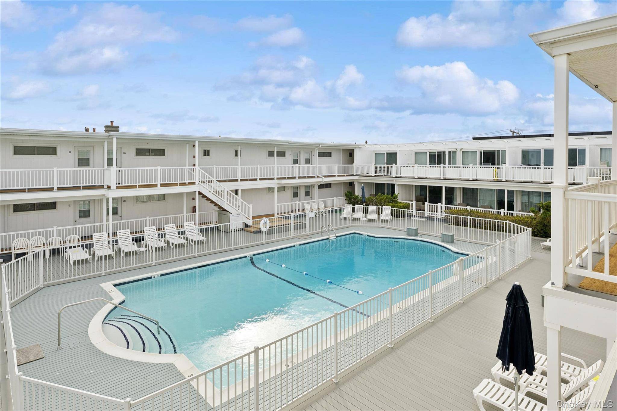 281 Dune RD #17B, Westhampton Beach, NY 11978