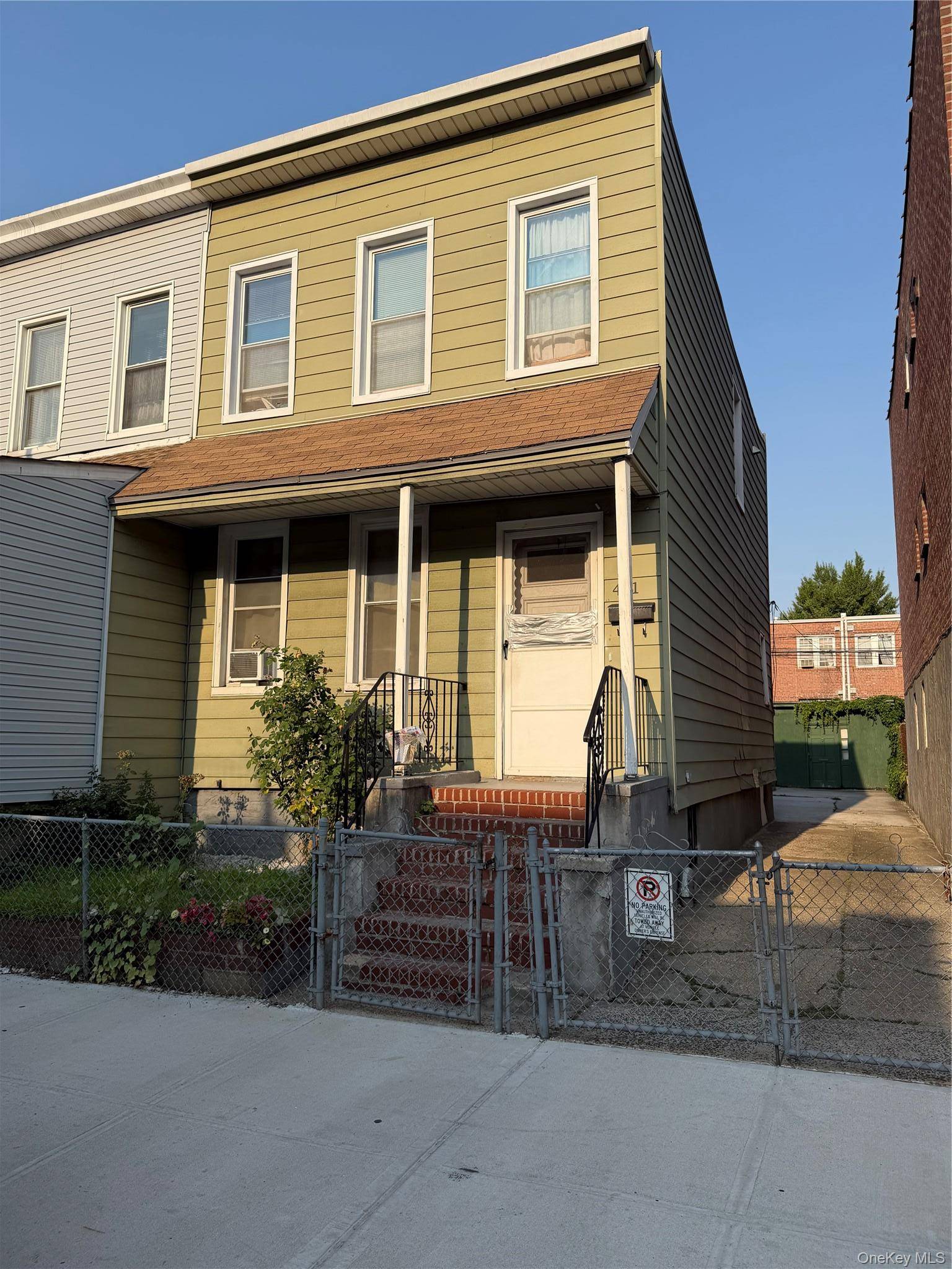 41-51 54th ST, Woodside, NY 11377