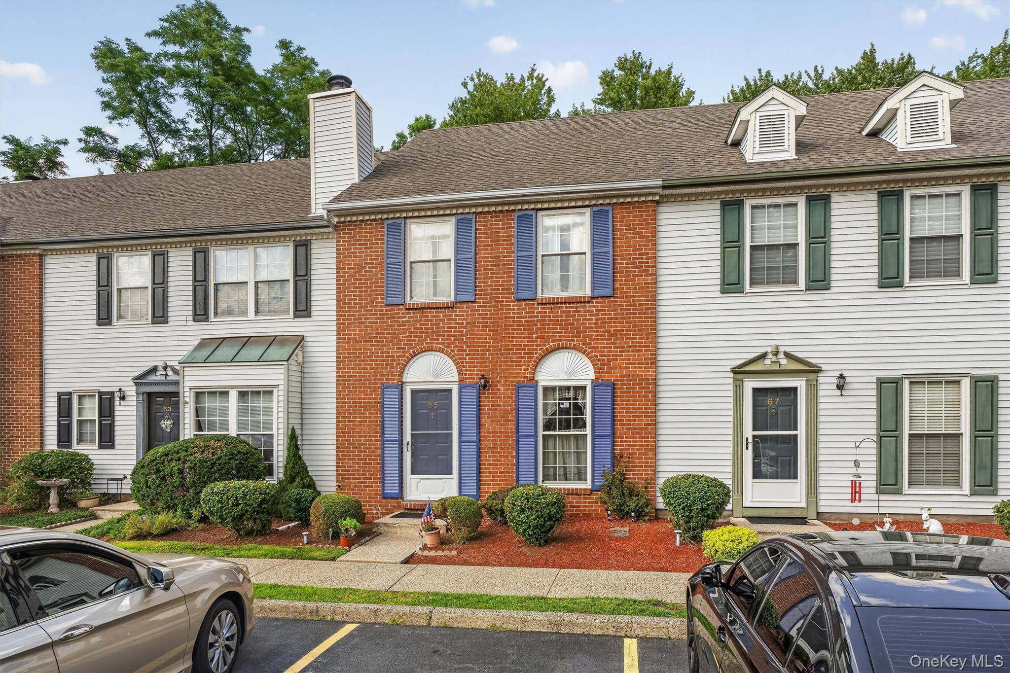 65 Yorkshire TER, Washingtonville, NY 10992