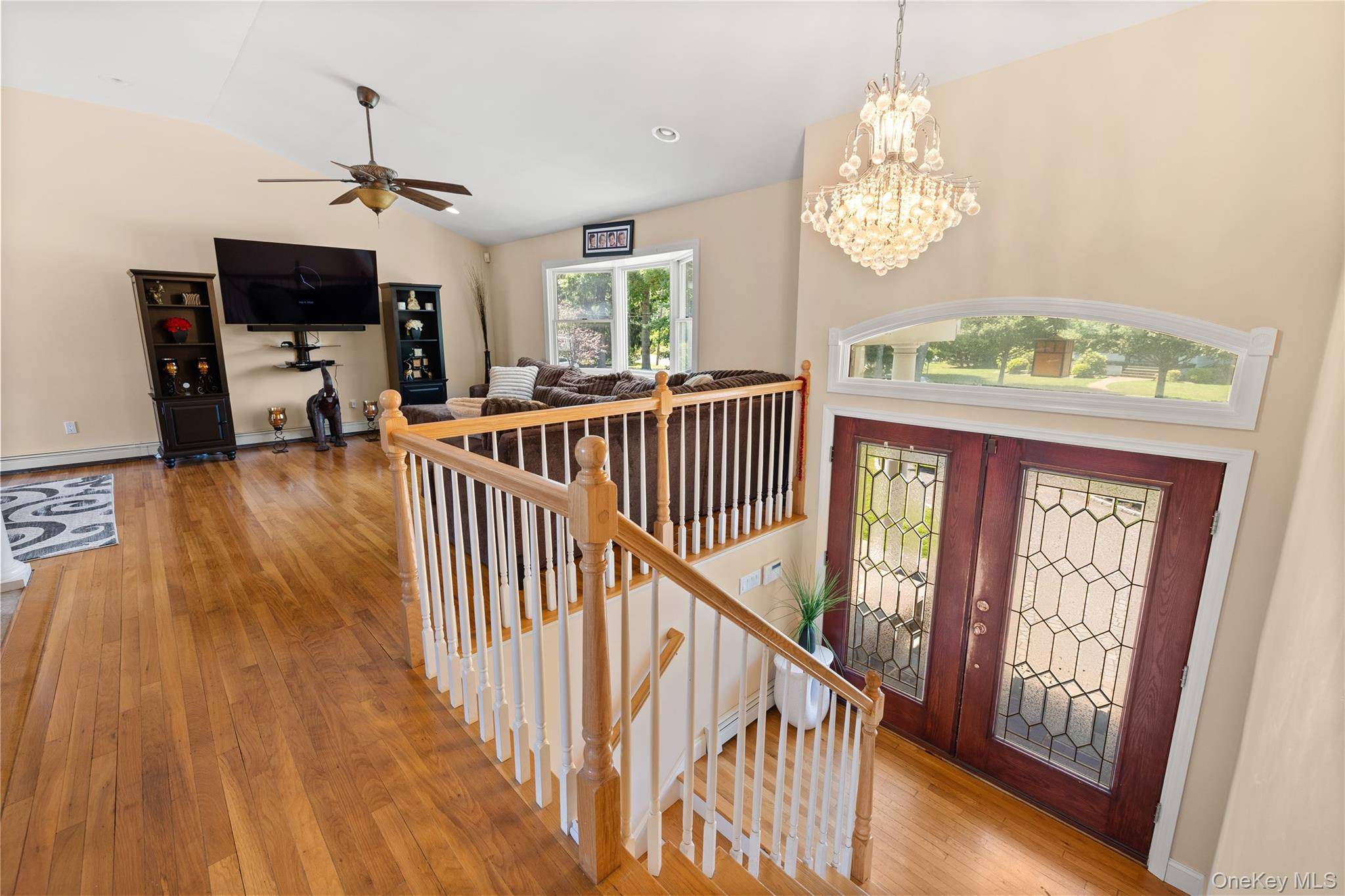 236 Windsor AVE, Brightwaters, NY 11718