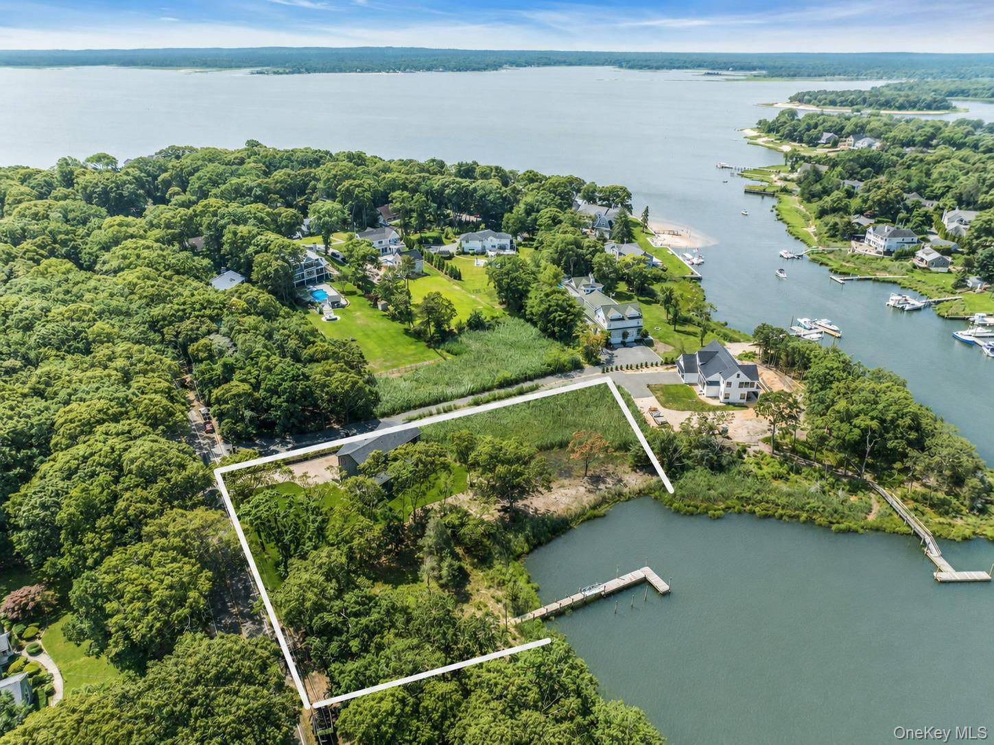 255 Peconic Bay BLVD, Aquebogue, NY 11901