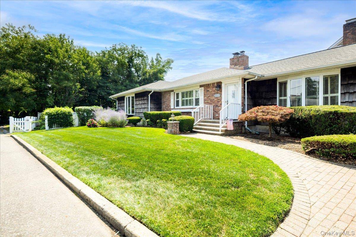 131 Oceanview RD, East Rockaway, NY 11518