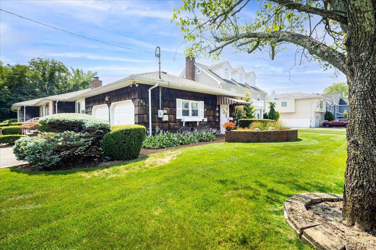 131 Oceanview RD, East Rockaway, NY 11518
