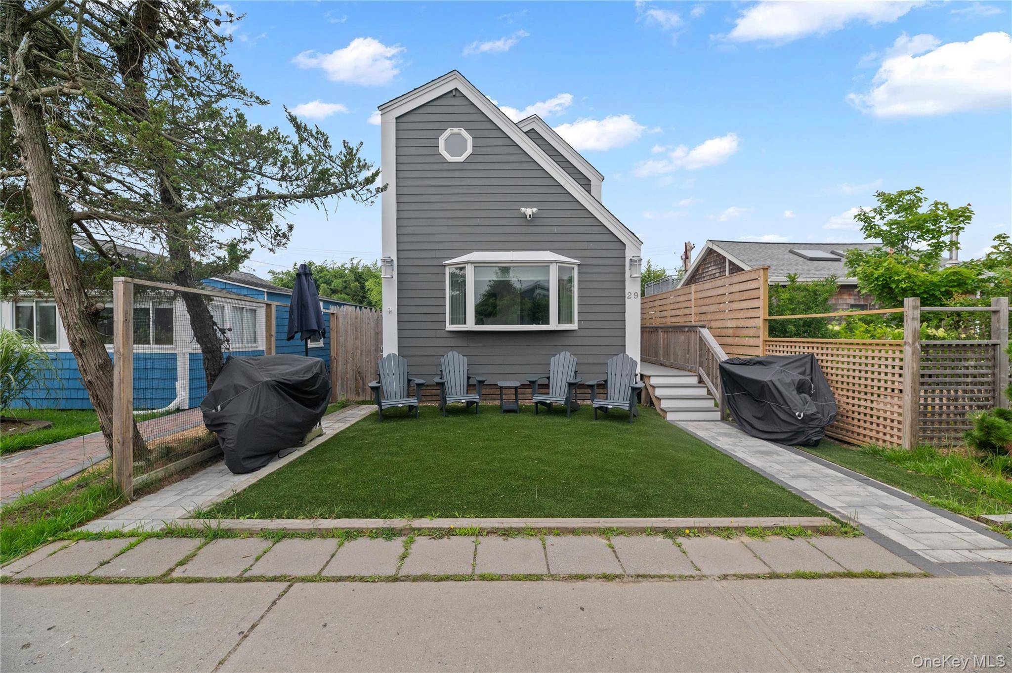 29 Bungalow WALK, Ocean Beach, NY 11770