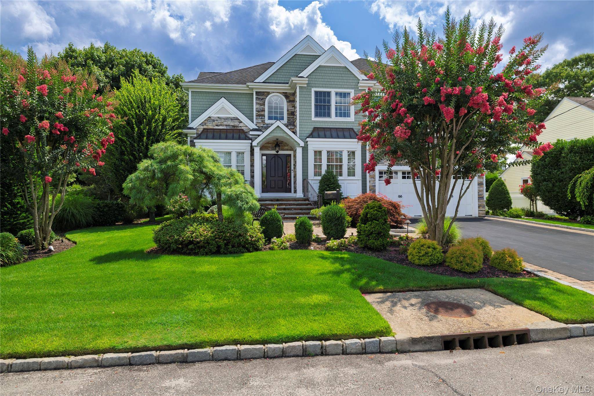 154 Shoreham RD, Massapequa, NY 11758