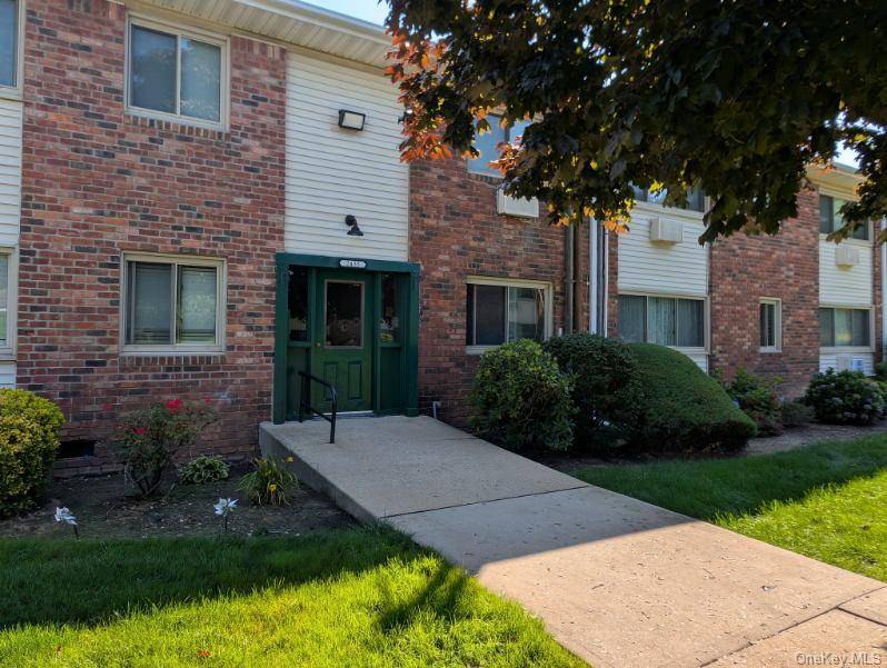 2435 Union BLVD #7B, Islip, NY 11751