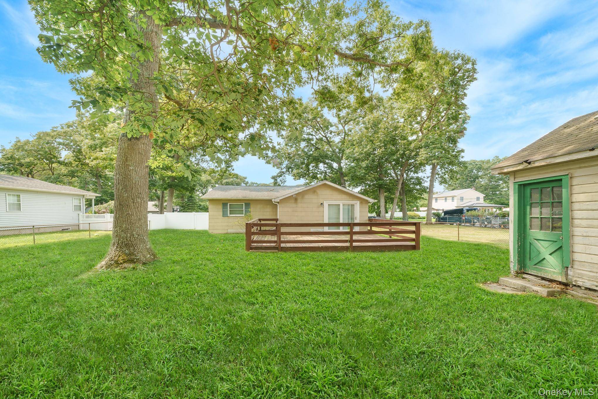 49 Salem ST, Patchogue, NY 11772