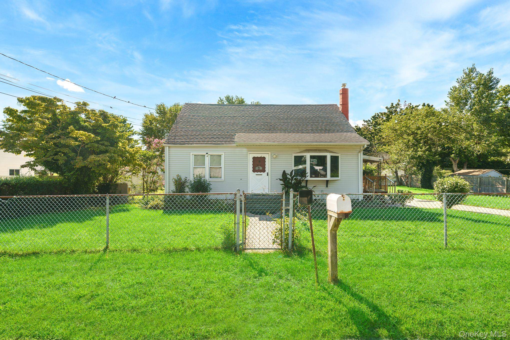 214 Root AVE, Central Islip, NY 11722