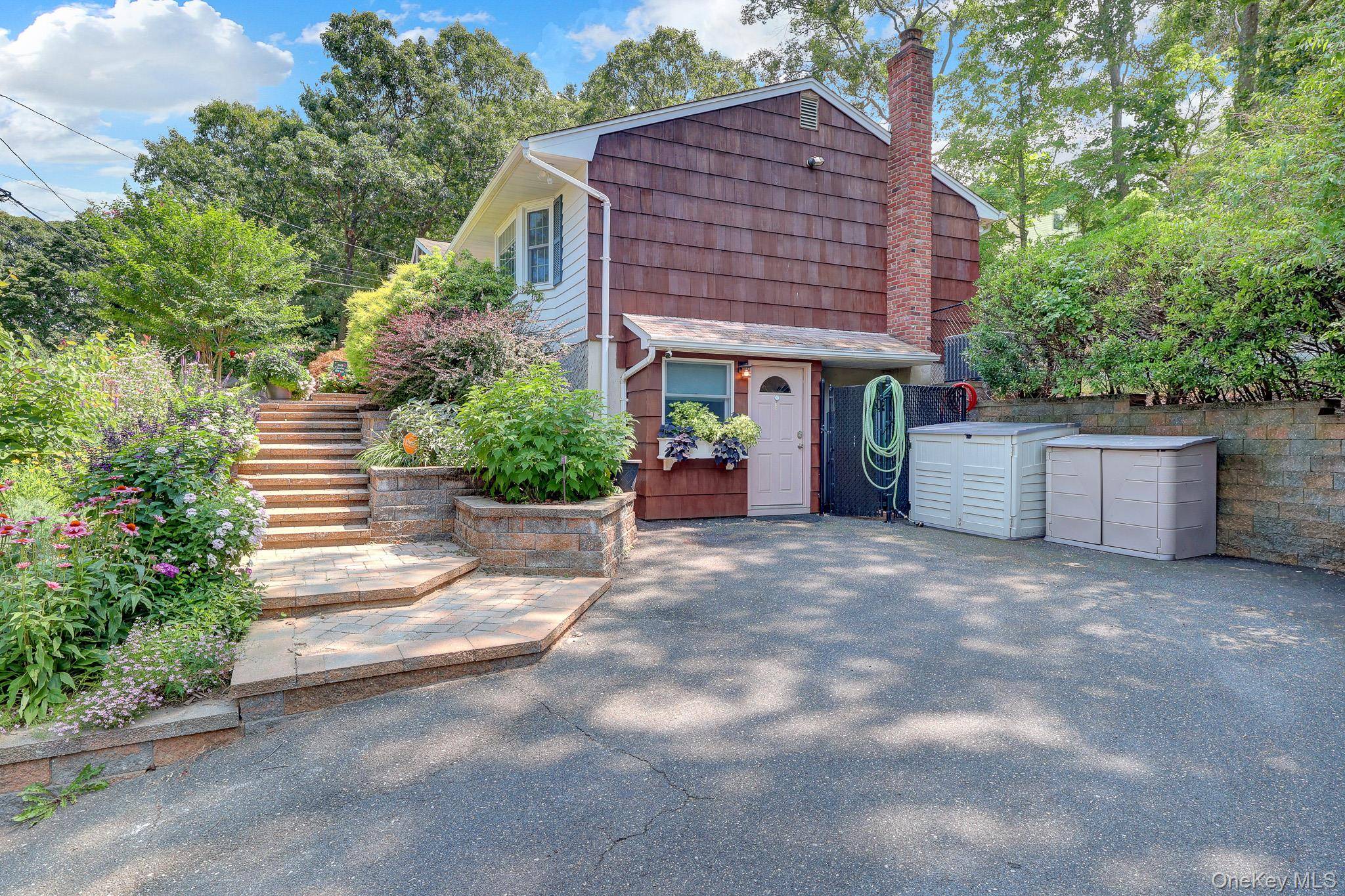26 Greenlawn RD, Sound Beach, NY 11789