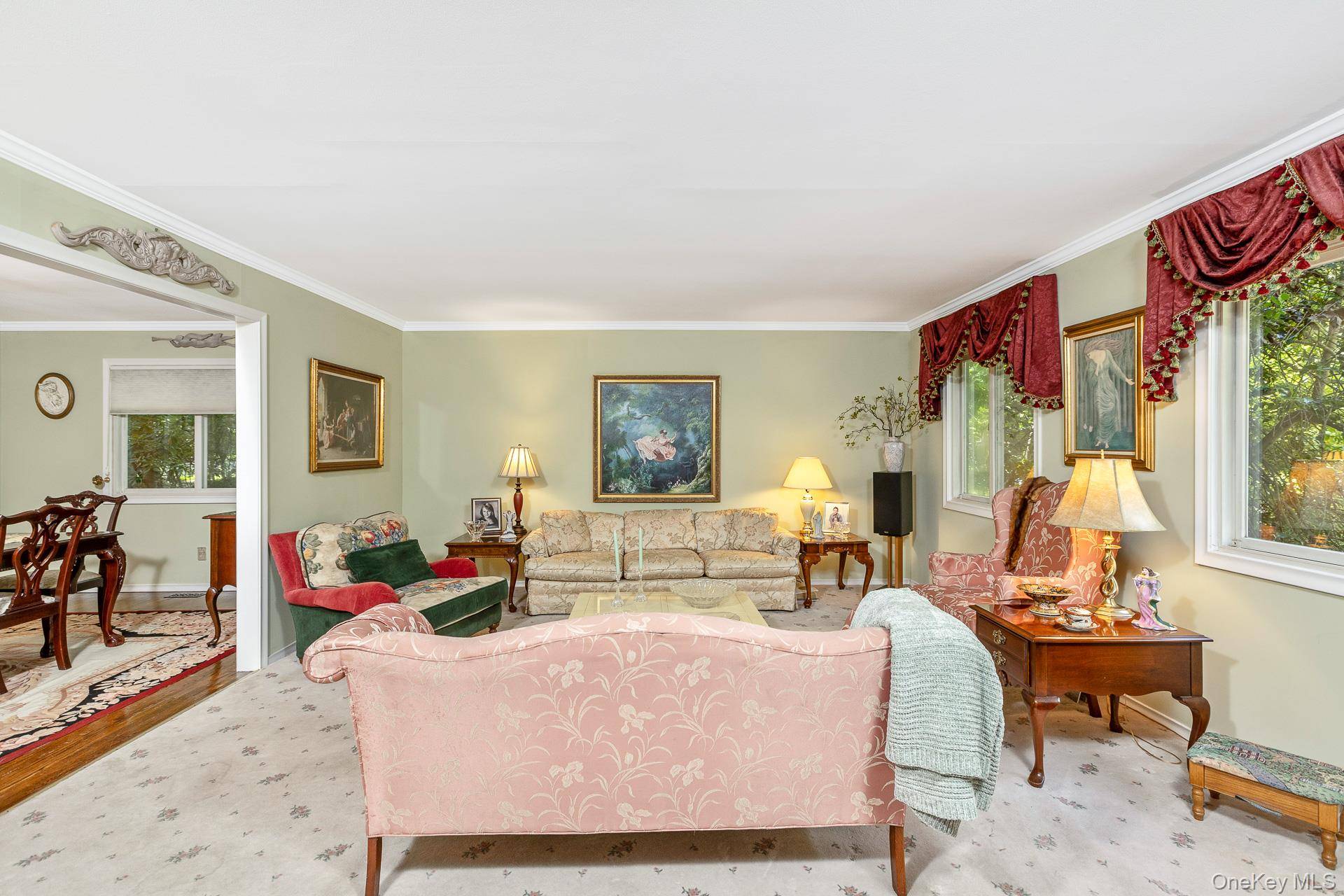 1 Valleywood CT, Head Of The Harbor, NY 11780