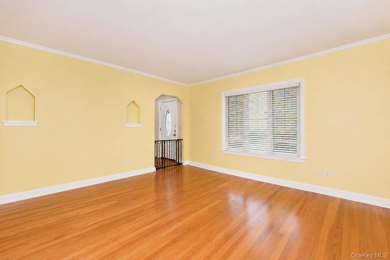 93 Gilmore BLVD, Stewart Manor, NY 11001