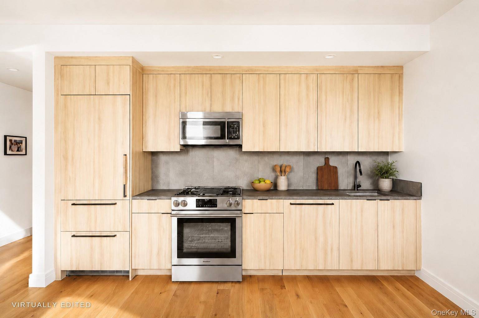 2416 Queens PLZ #7B, Long Island City, NY 11101