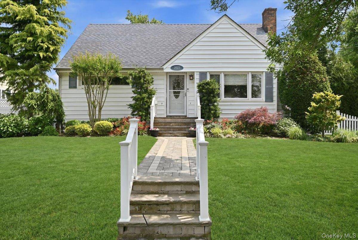 2977 Grand BLVD, Baldwin, NY 11510