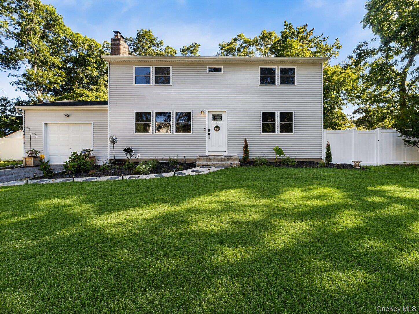 159 Pauls PATH, Coram, NY 11727,Video Tour