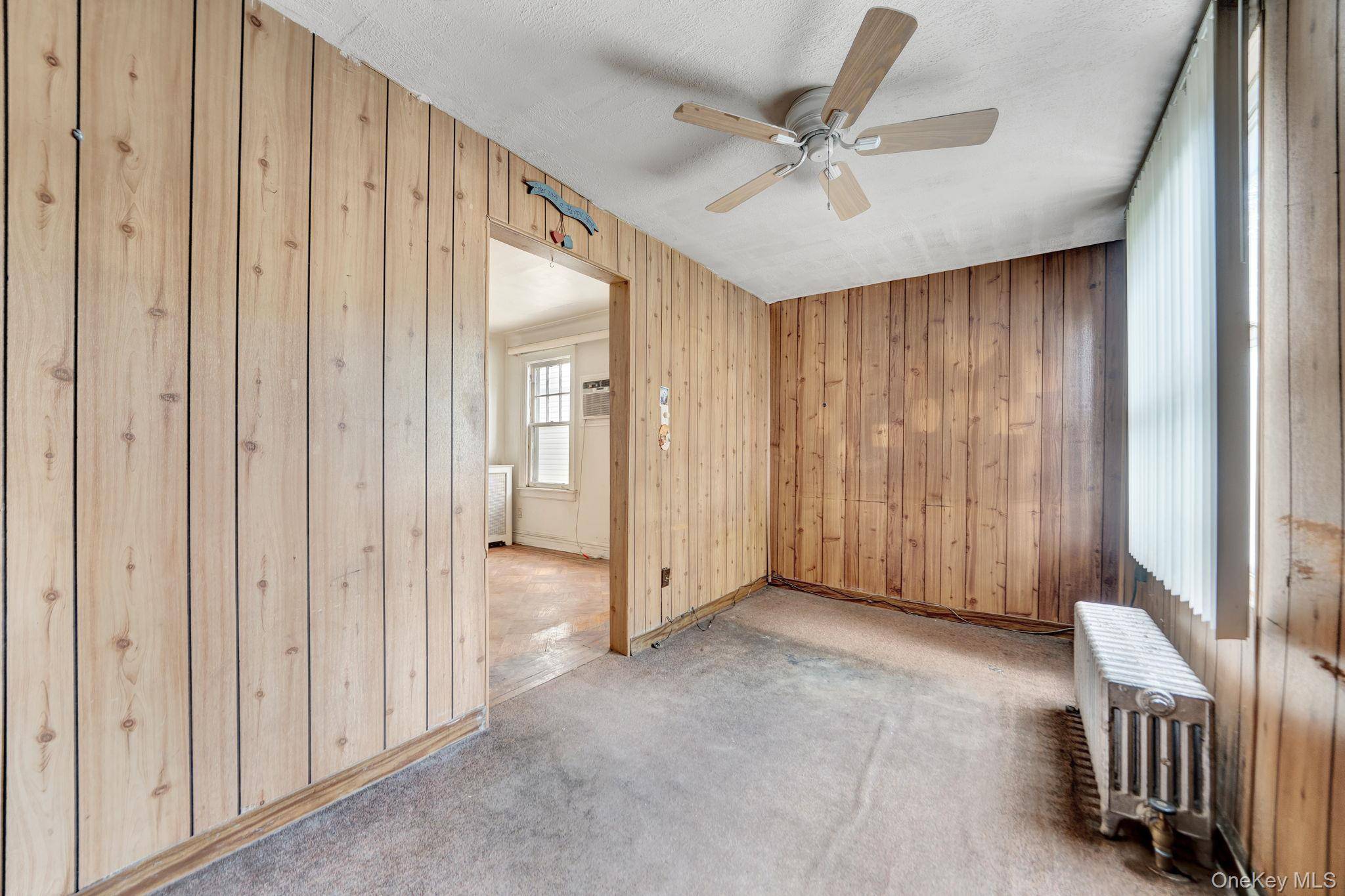 61-43 Wetherole ST, Rego Park, NY 11374