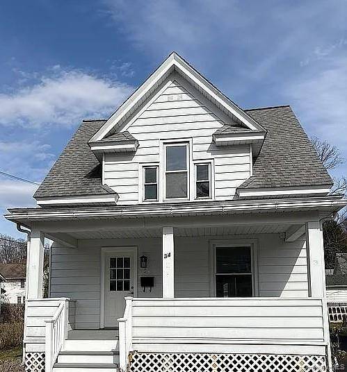 34 Kelsey RD, Poughkeepsie, NY 12601