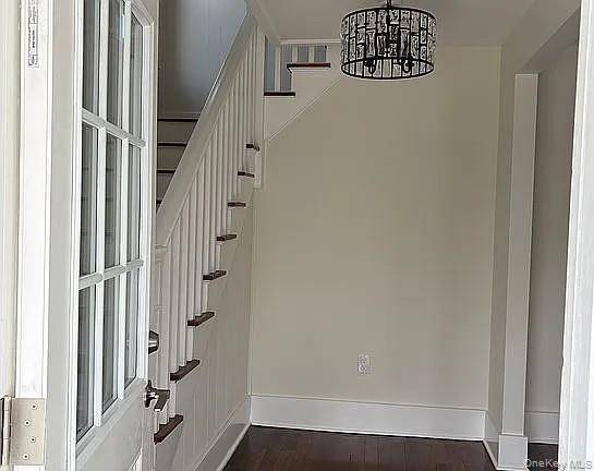 34 Kelsey RD, Poughkeepsie, NY 12601
