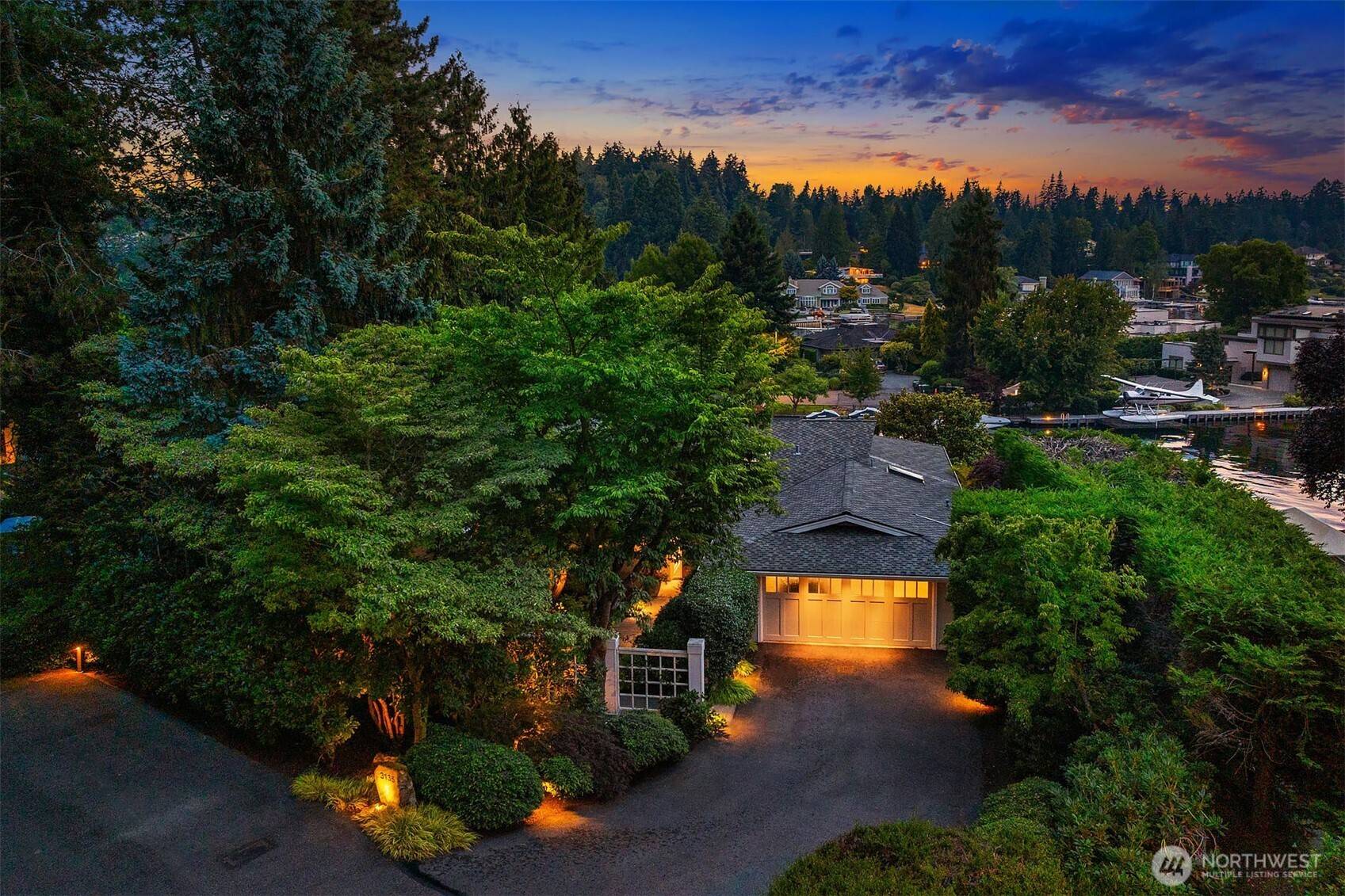 3135 Hunts Point Circle, Hunts Point, WA 98004