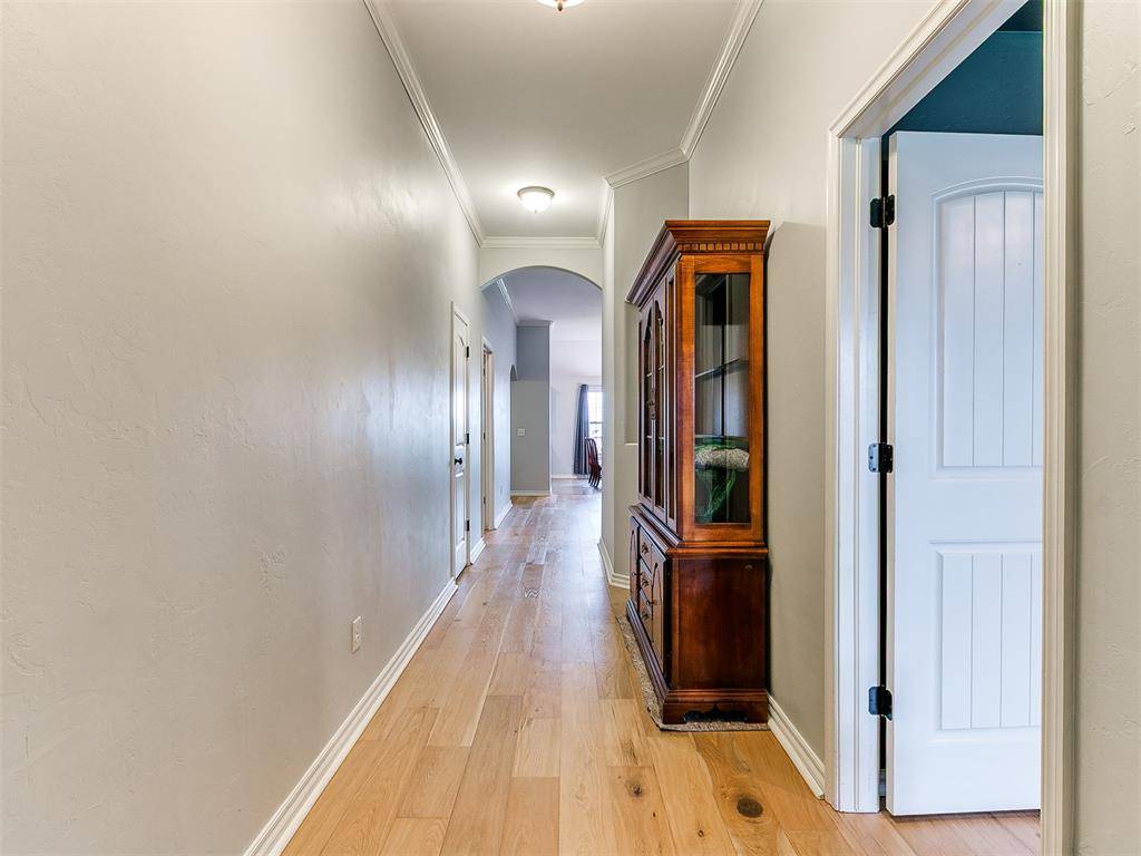 18404 Scarborough DR, Edmond, OK 73012