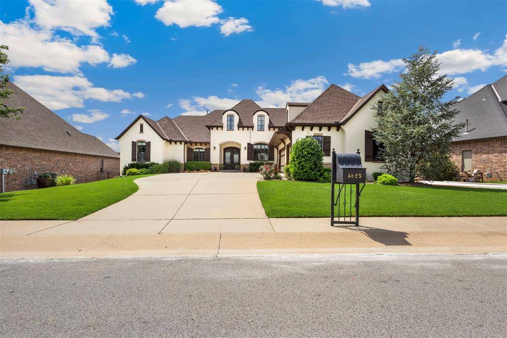 4625 Roundup RD, Edmond, OK 73034