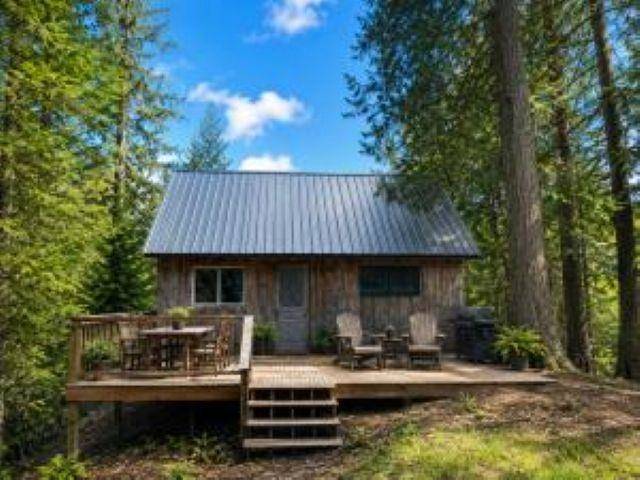 3121 Fifteen Mile Creek Rd. Rd, Kettle Falls, WA 99141