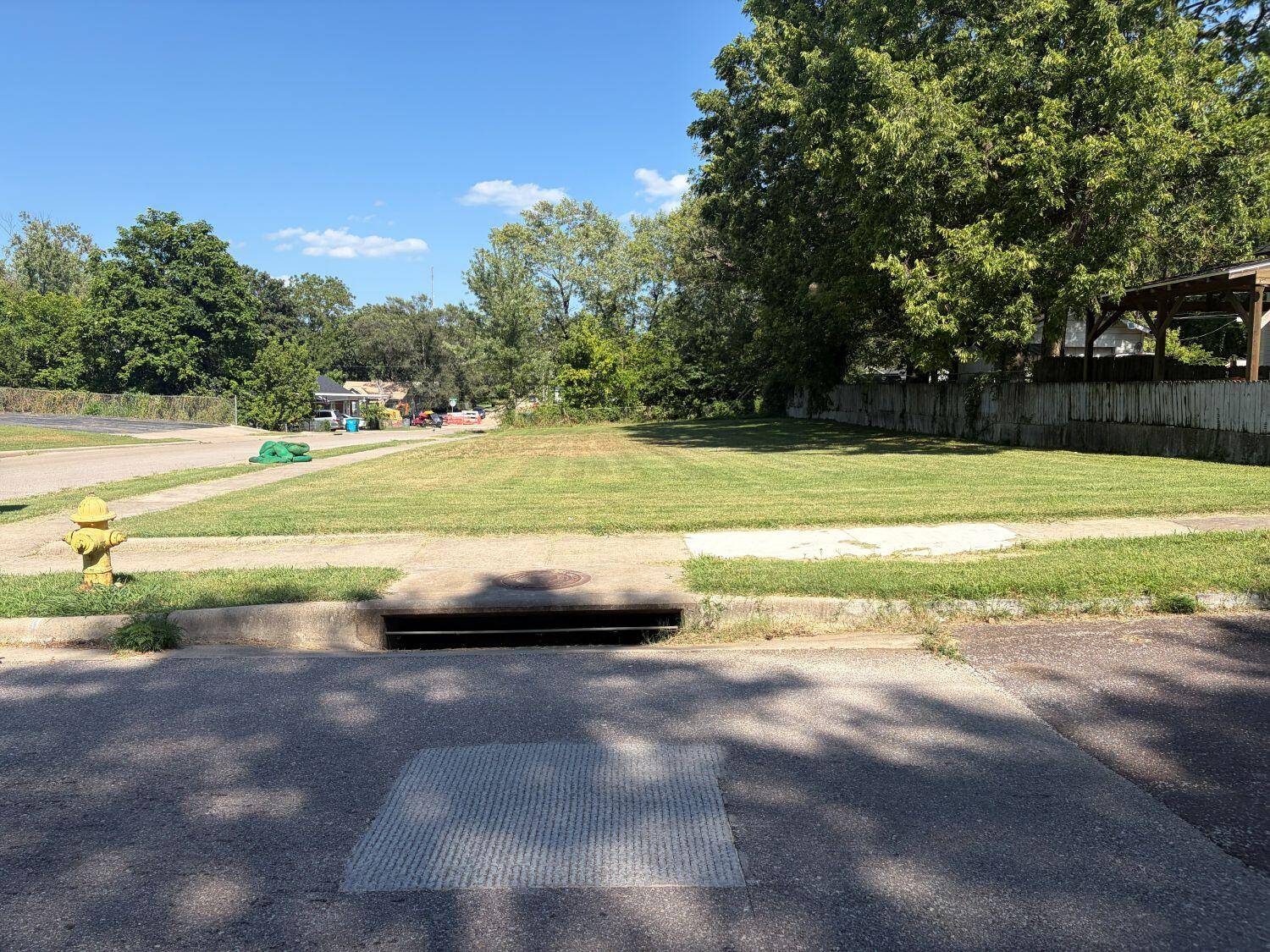2260 N Campbell AVE, Springfield, MO 65803
