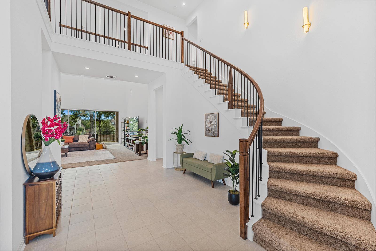 351 Pigeon River RD, Kyle, TX 78640