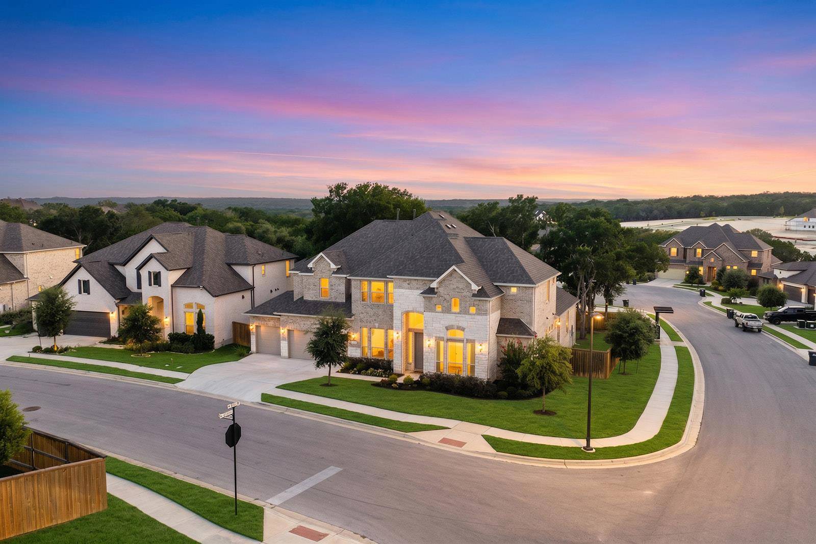 351 Pigeon River RD, Kyle, TX 78640