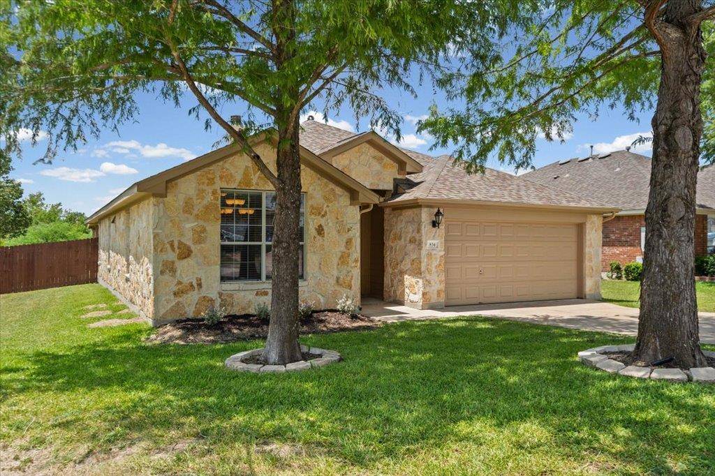 834 Dark Horse LN, Buda, TX 78610