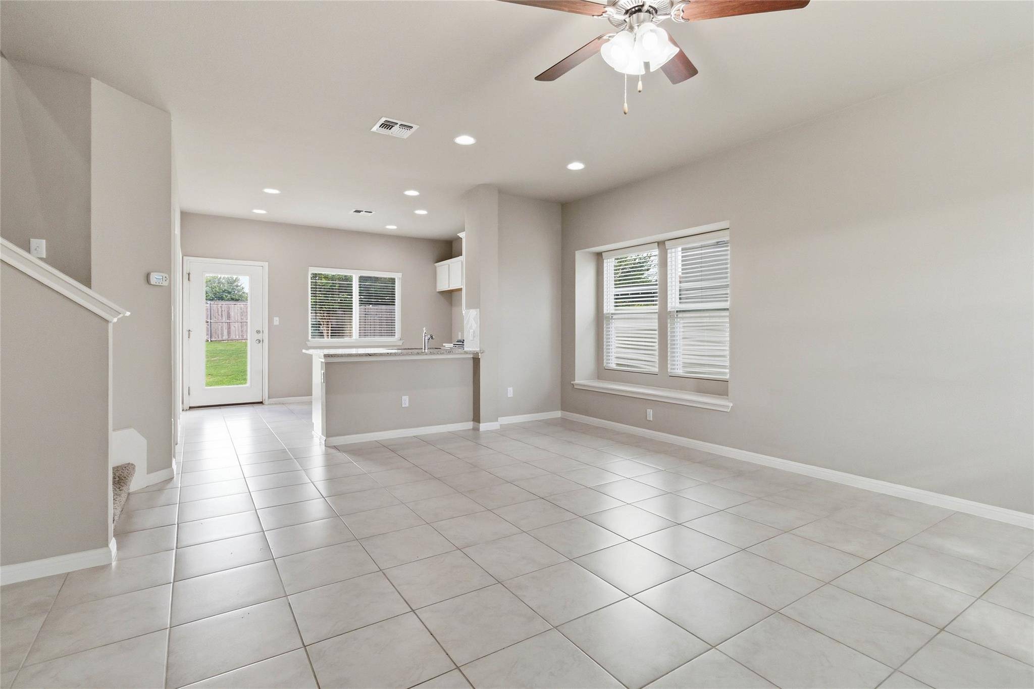 436 Spiny Lizard LN, San Marcos, TX 78666