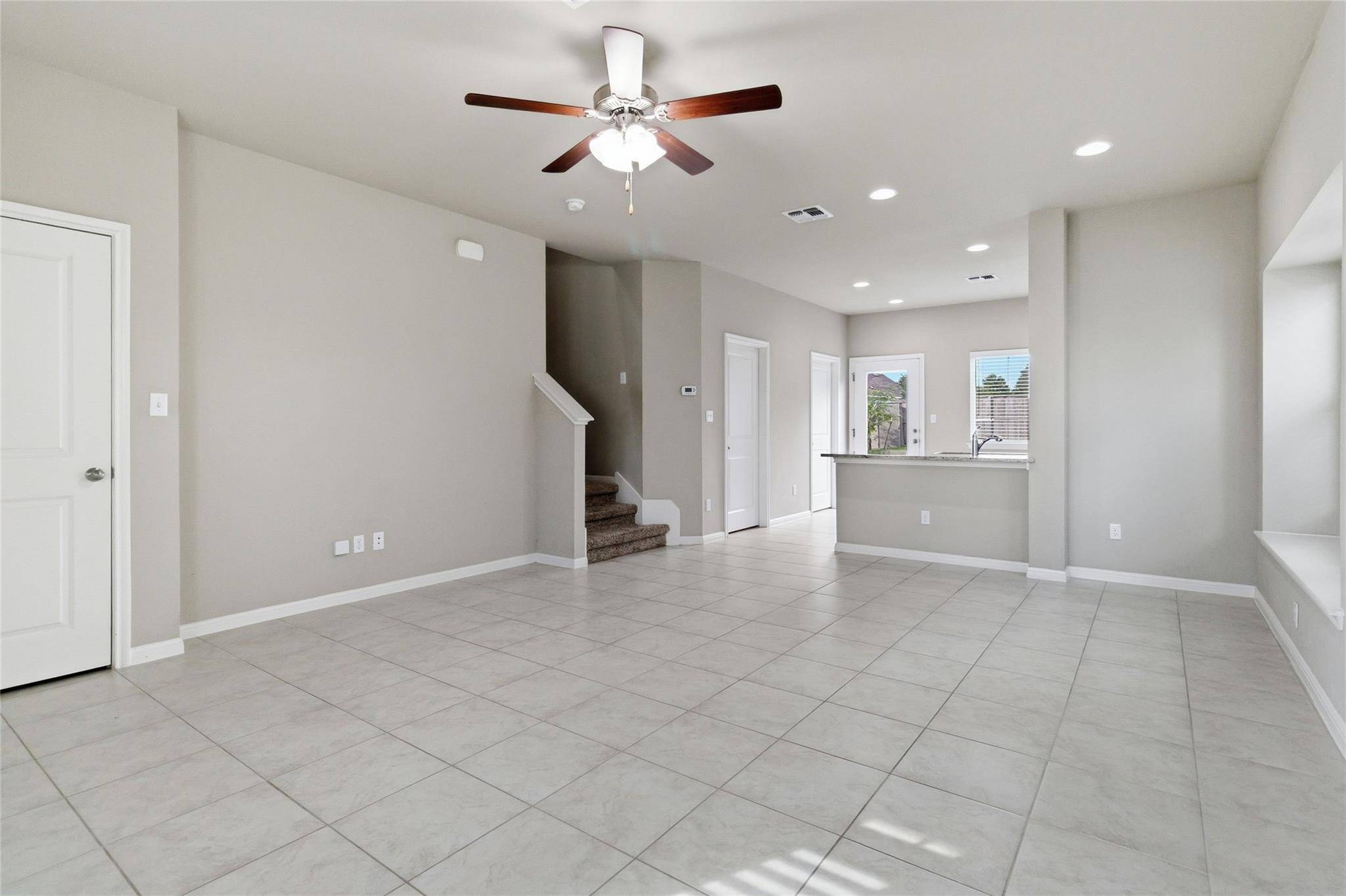436 Spiny Lizard LN, San Marcos, TX 78666
