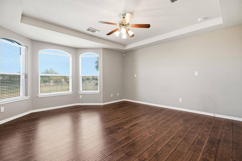 904 Winding Creek PL, Round Rock, TX 78665