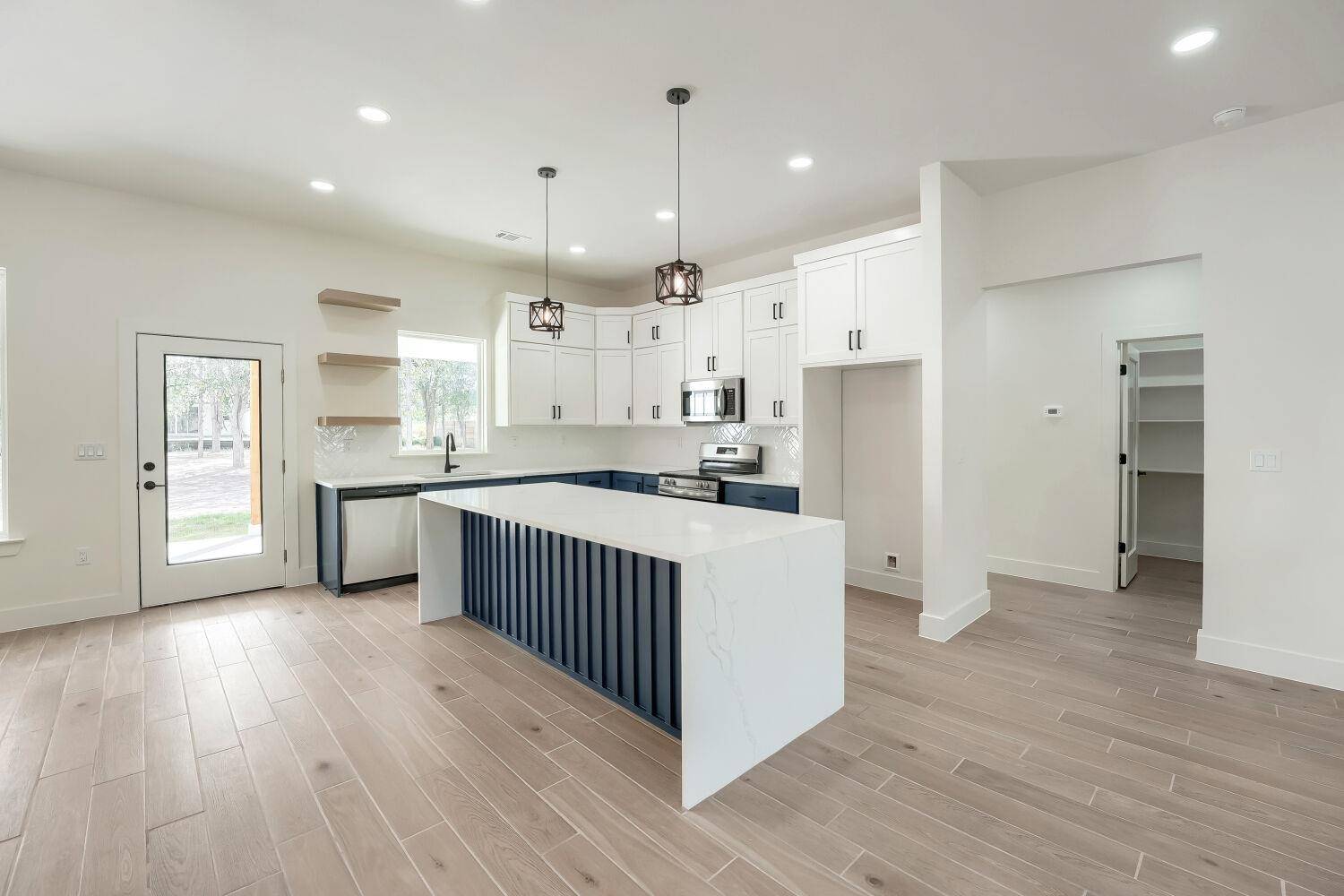 334 Nene LN, Bastrop, TX 78602
