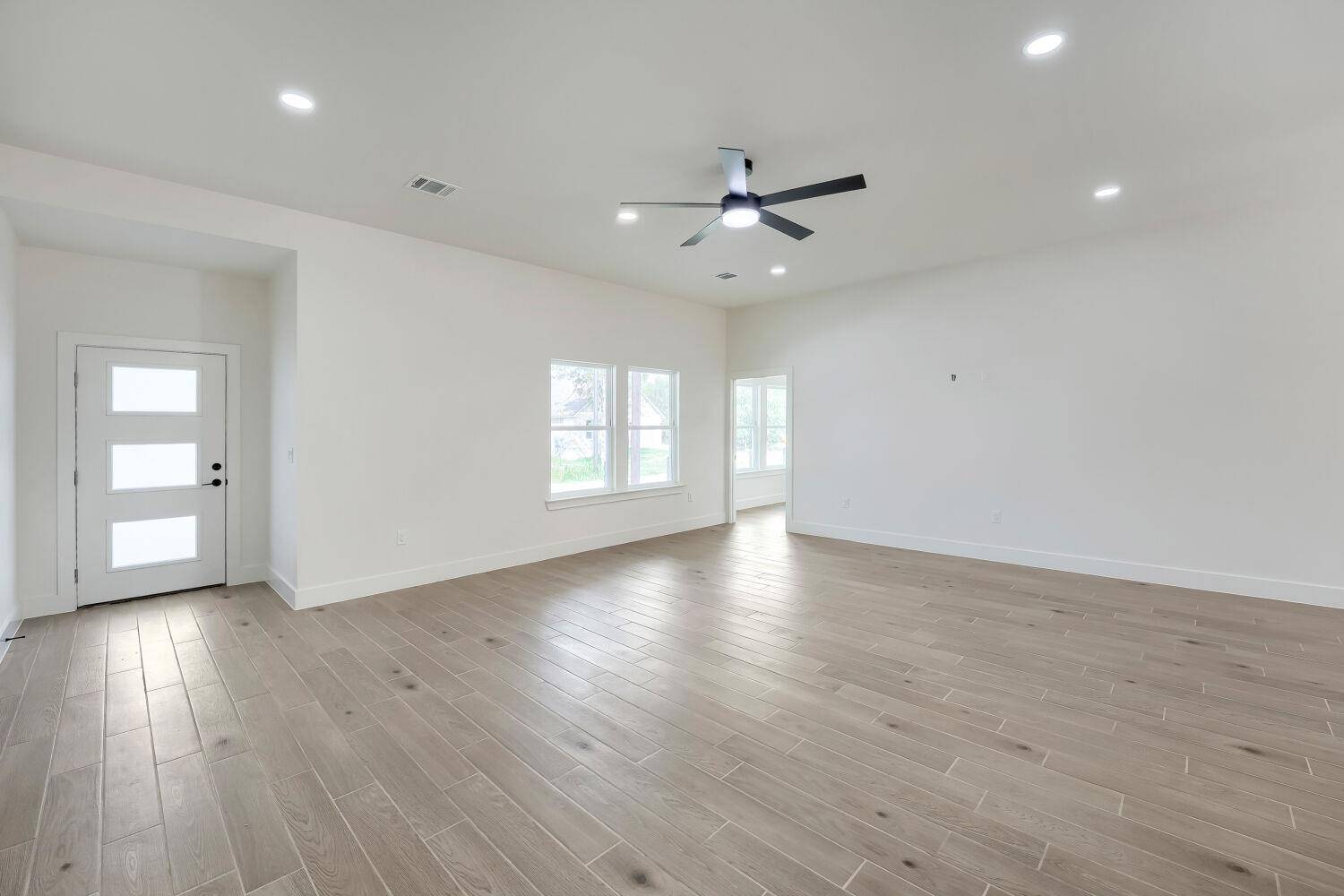 334 Nene LN, Bastrop, TX 78602