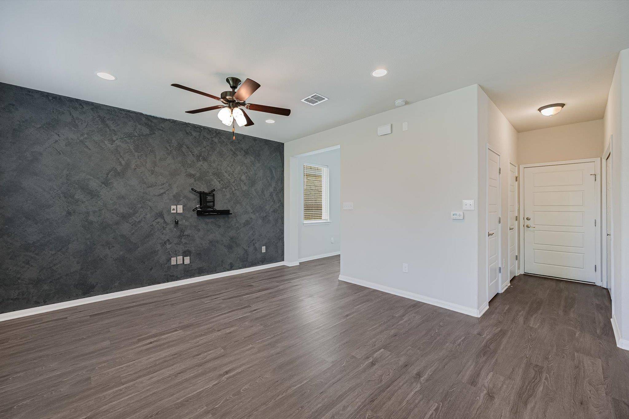 1300 Falconer WAY, Austin, TX 78748