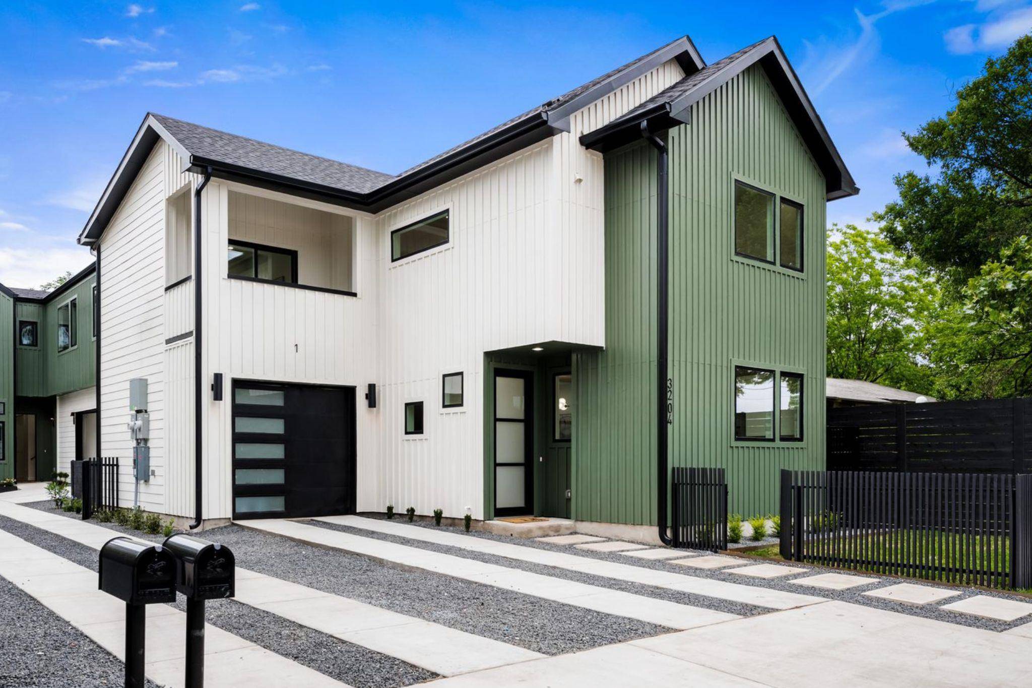 3204 Lyons RD #1, Austin, TX 78702
